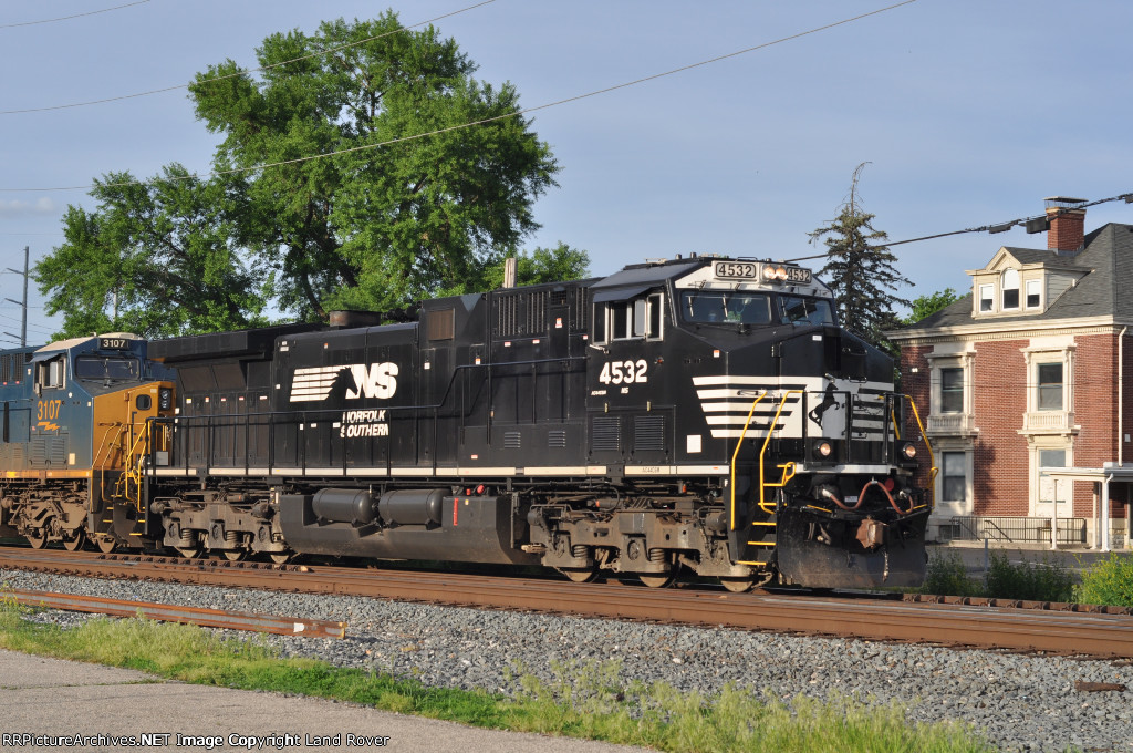 NS 4532 East